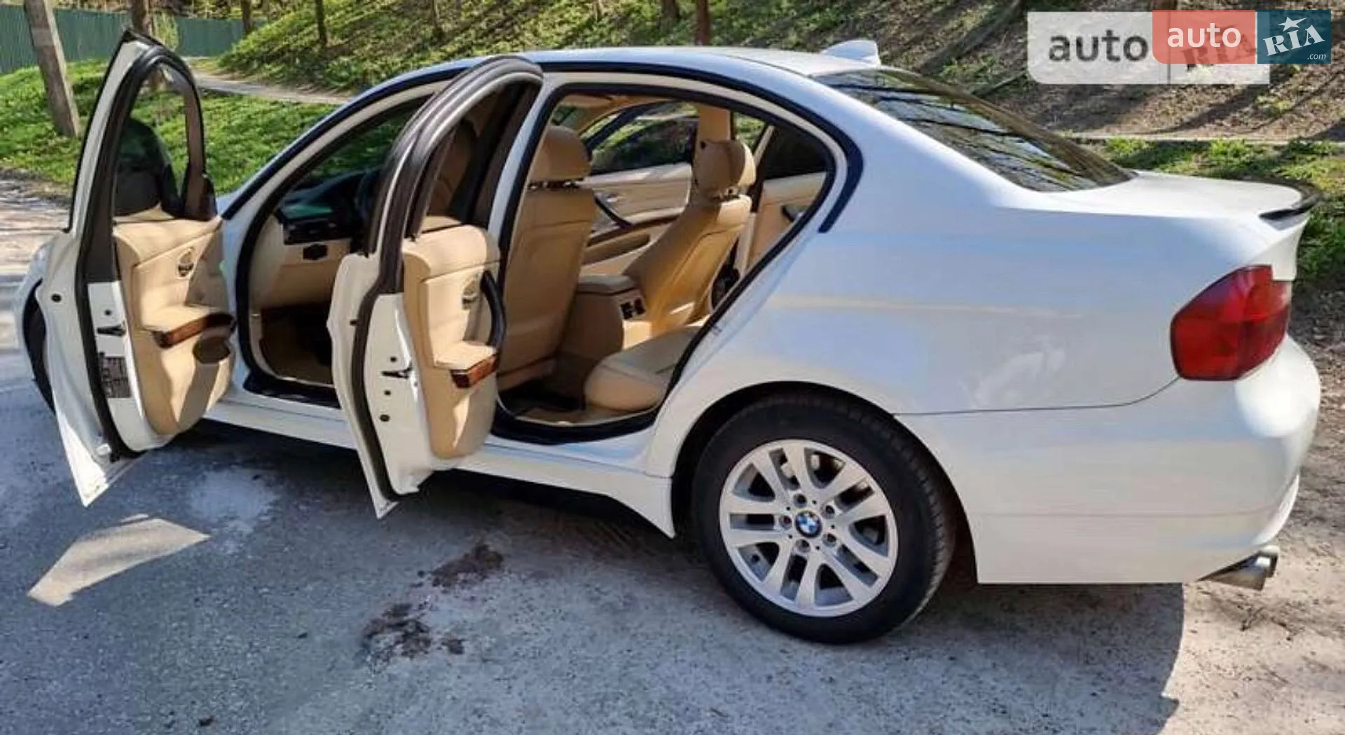 2011 BMW 3er - мініатюра 2
