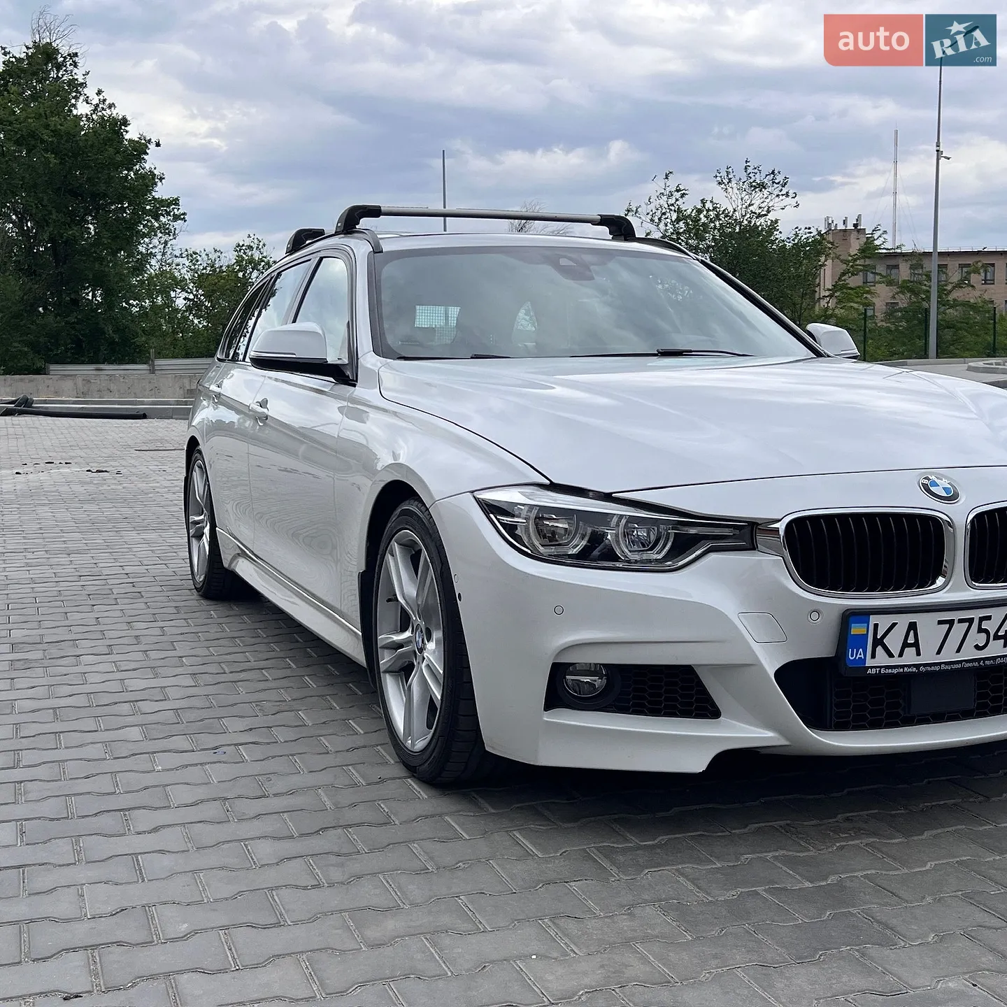 BMW 3 Series 2016 VIN WBA8J1C59GK710989 фото оголошення 31 з 33