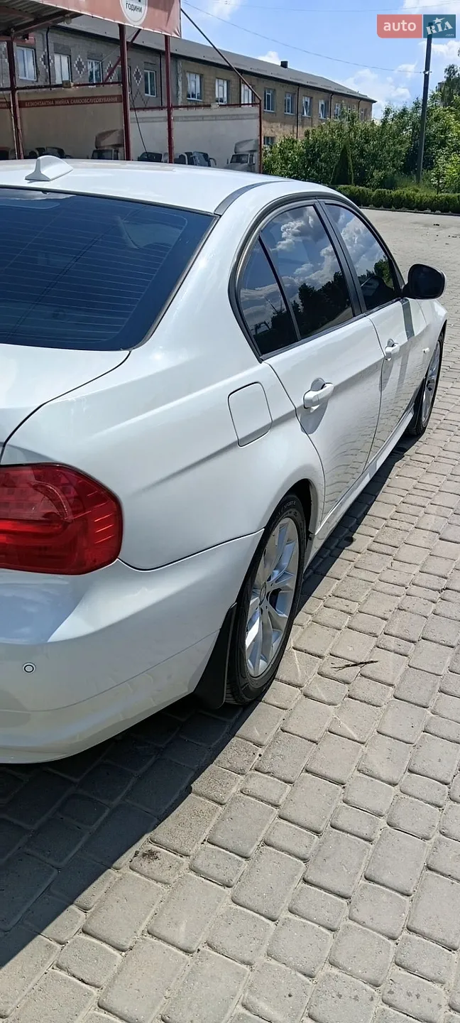 2010 BMW 3er - мініатюра 8