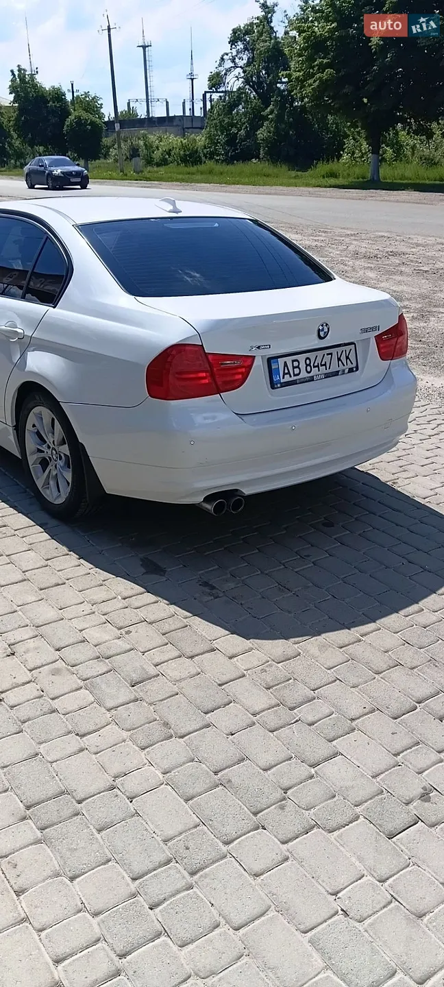 2010 BMW 3er - мініатюра 6