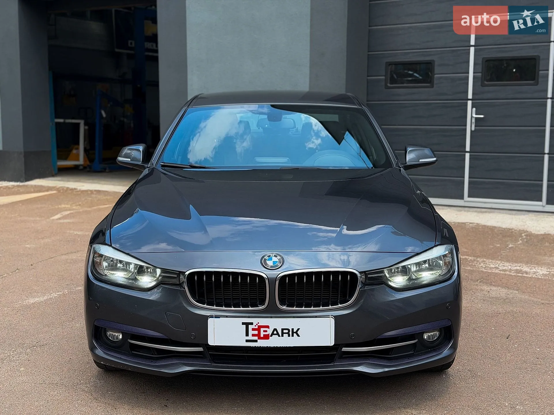 2016 BMW 3er - мініатюра 2