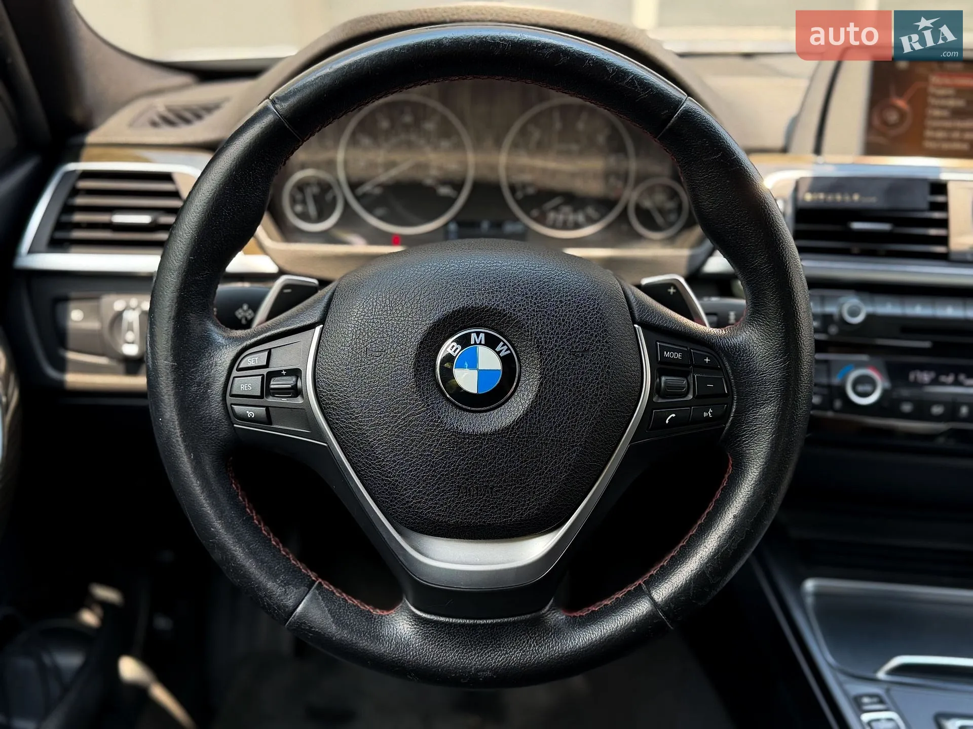 2016 BMW 3er - мініатюра 16