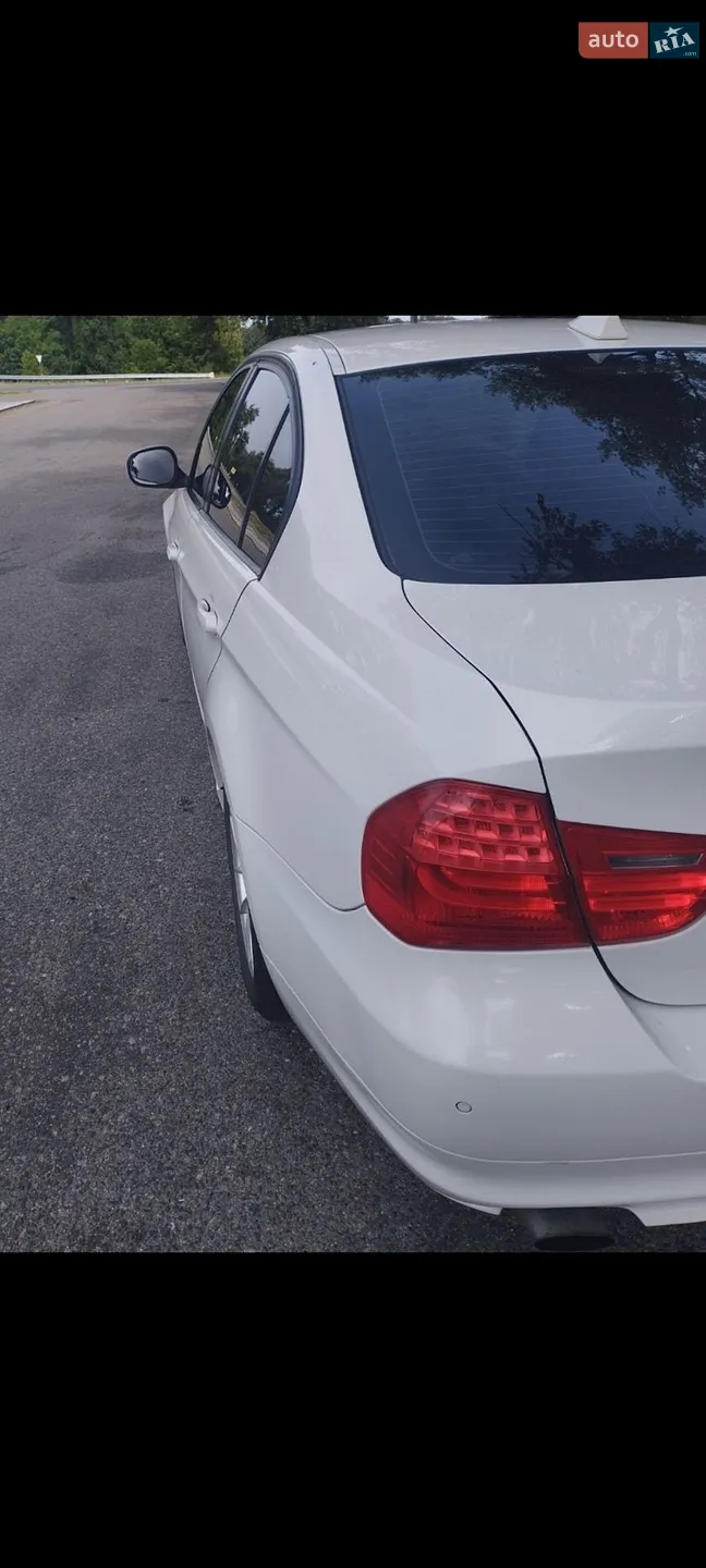 2010 BMW 3er - мініатюра 7