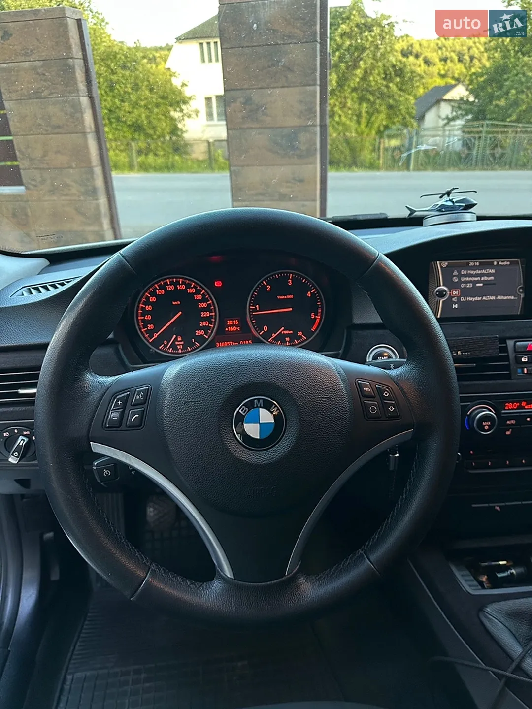 2012 BMW 3er - мініатюра 38