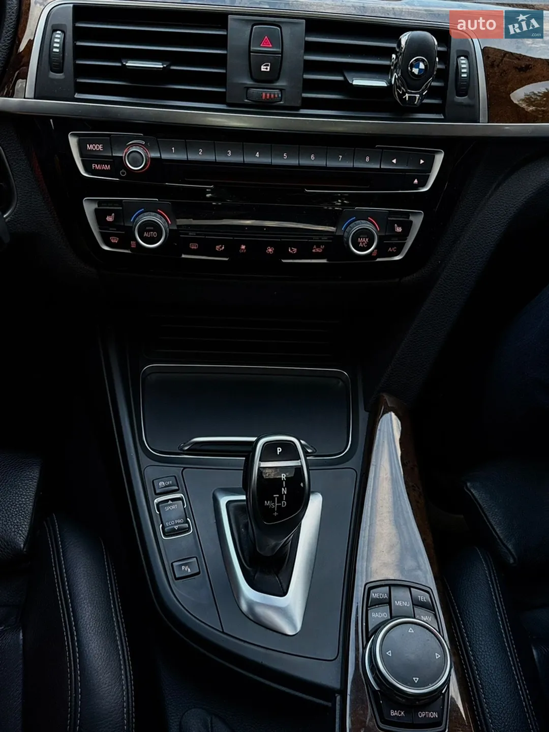 2015 BMW 3er - мініатюра 18