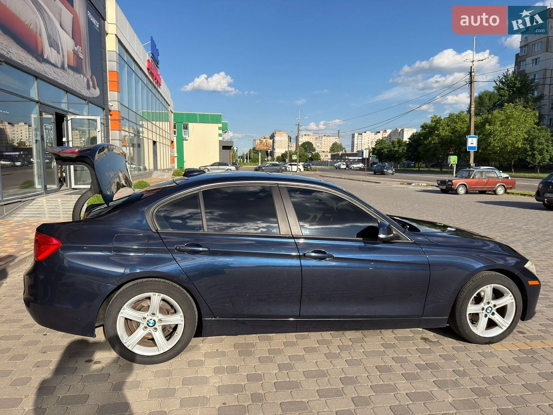 2013 BMW 3er - мініатюра 11