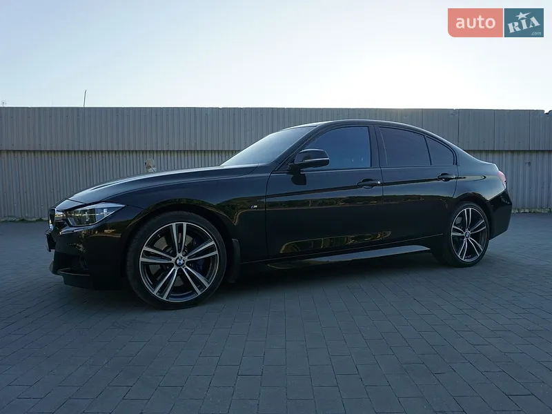 BMW 3 Series 2015 VIN WBA8B71050K385299 фото оголошення 10 з 56
