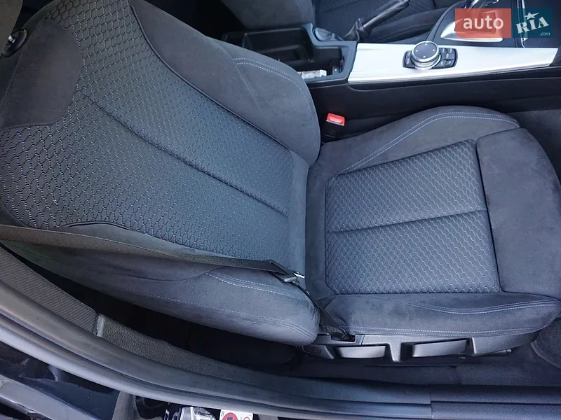 BMW 3 Series 2015 VIN WBA8B71050K385299 фото оголошення 20 з 56