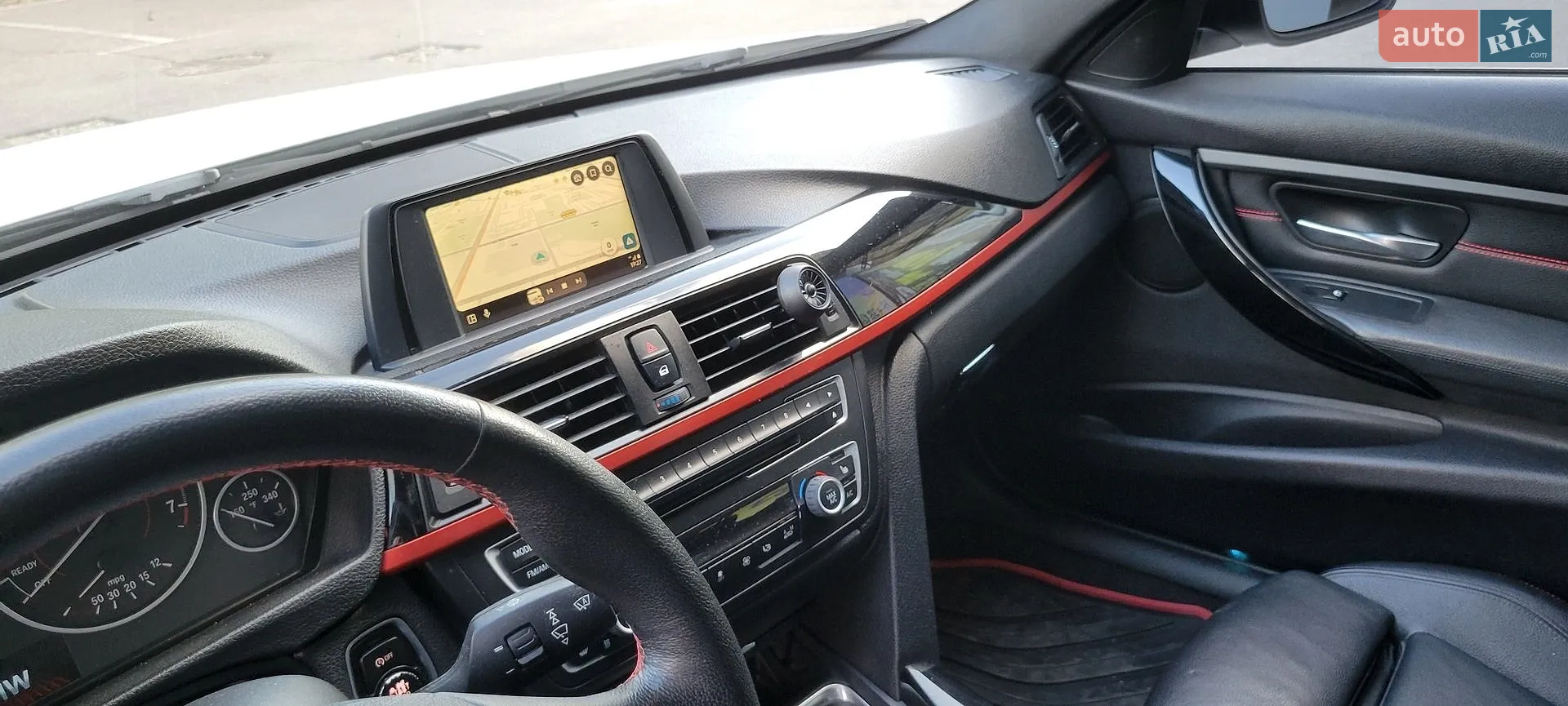 2013 BMW 3er - мініатюра 12