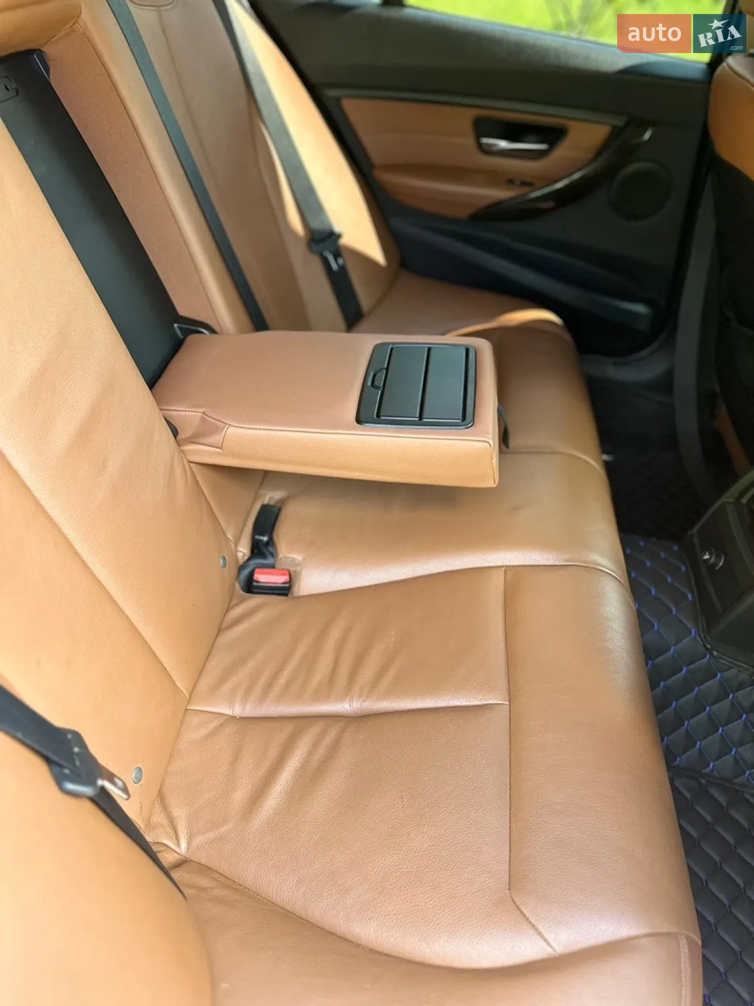2012 BMW 3er - мініатюра 11