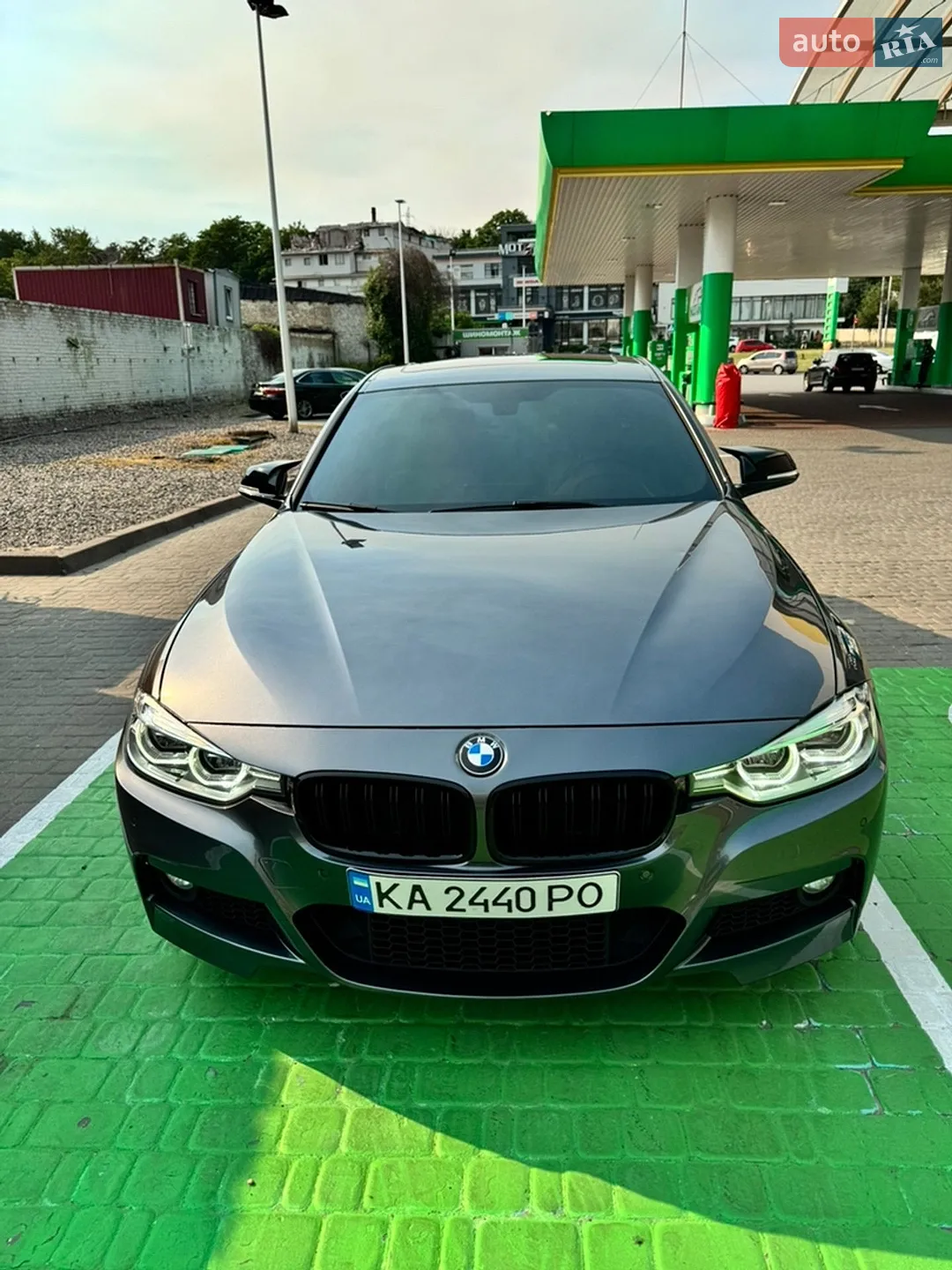 BMW 3 Series 2017 VIN WBA8B7G33HNU37816 фото оголошення 3 з 34