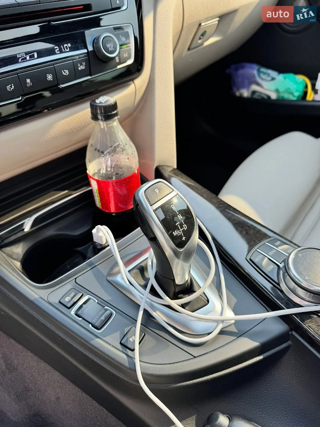 BMW 3 Series 2017 VIN WBA8B7G33HNU37816 фото оголошення 25 з 34