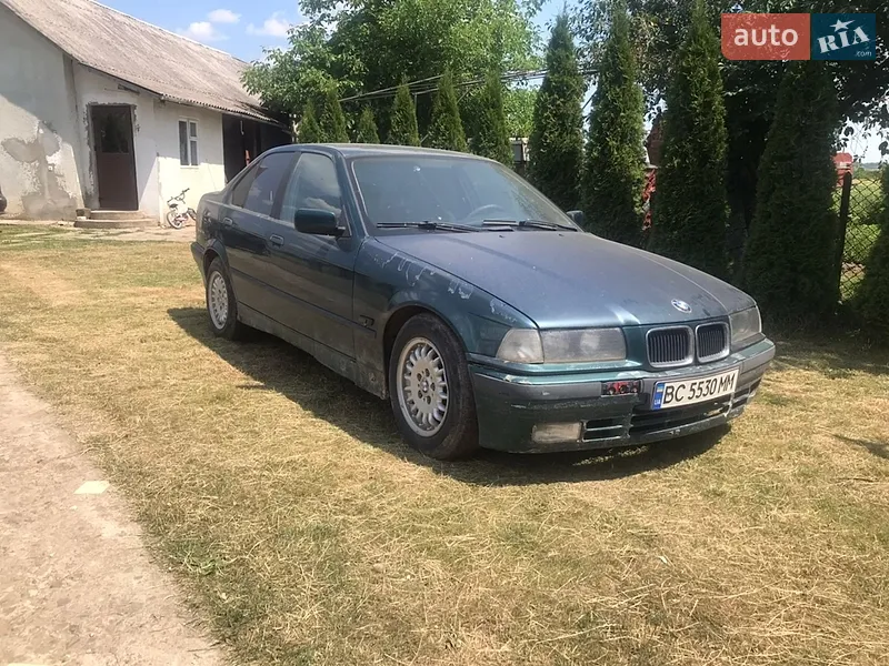 BMW 3 Series 1997 VIN WBACA91000KA22470 фото оголошення 2 з 42