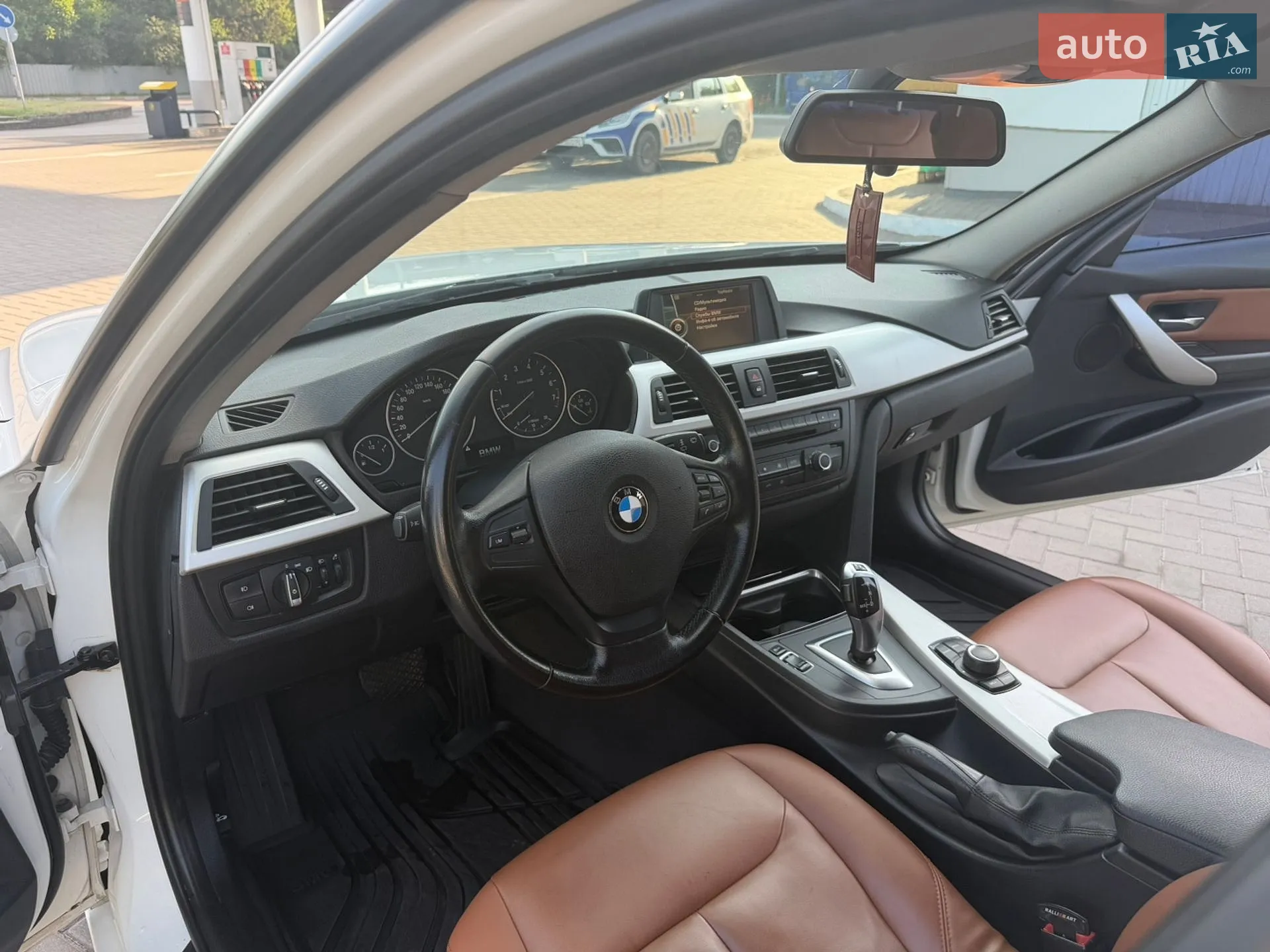 2012 BMW 3er - мініатюра 13