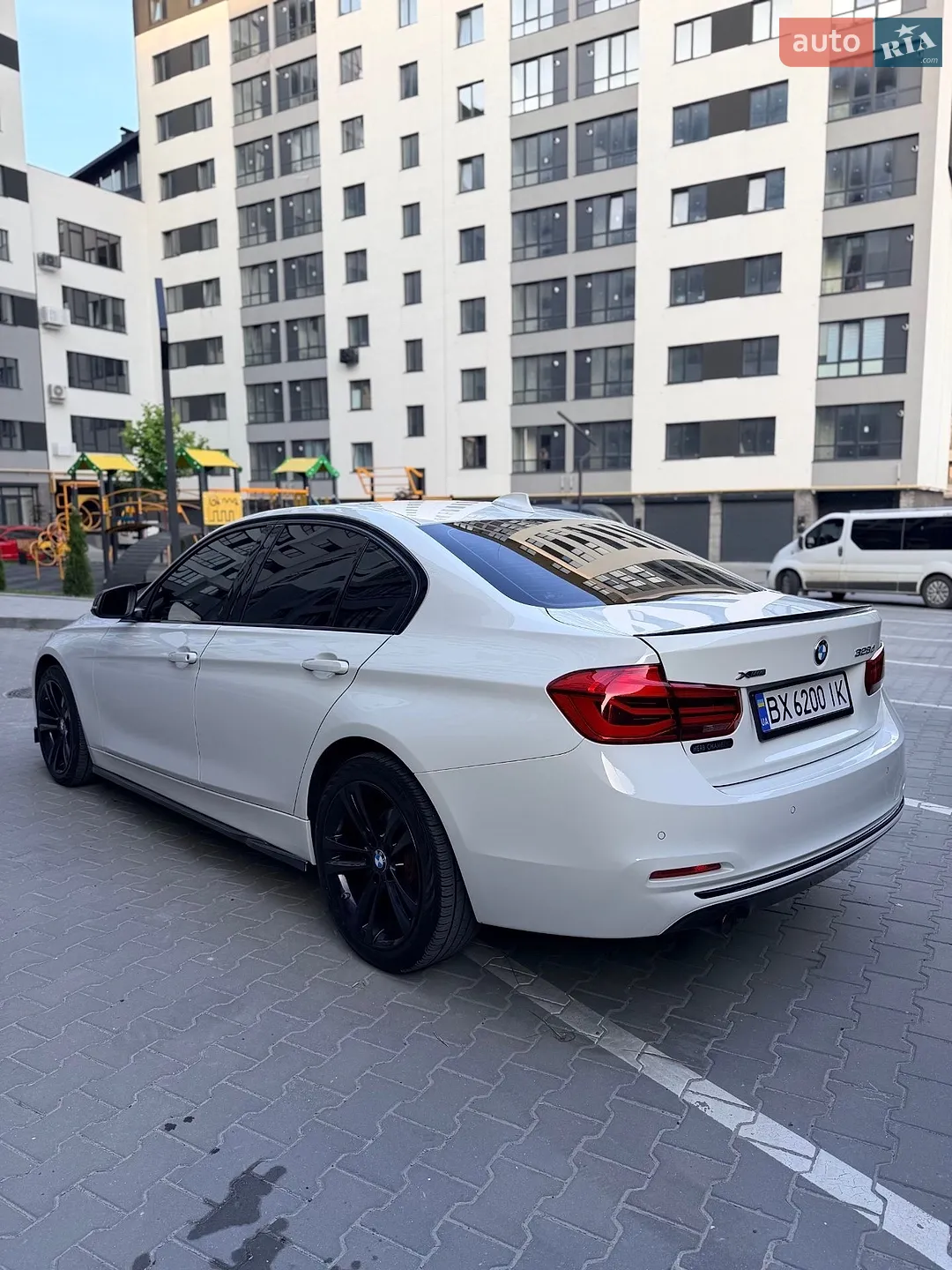 2016 BMW 3er - мініатюра 12