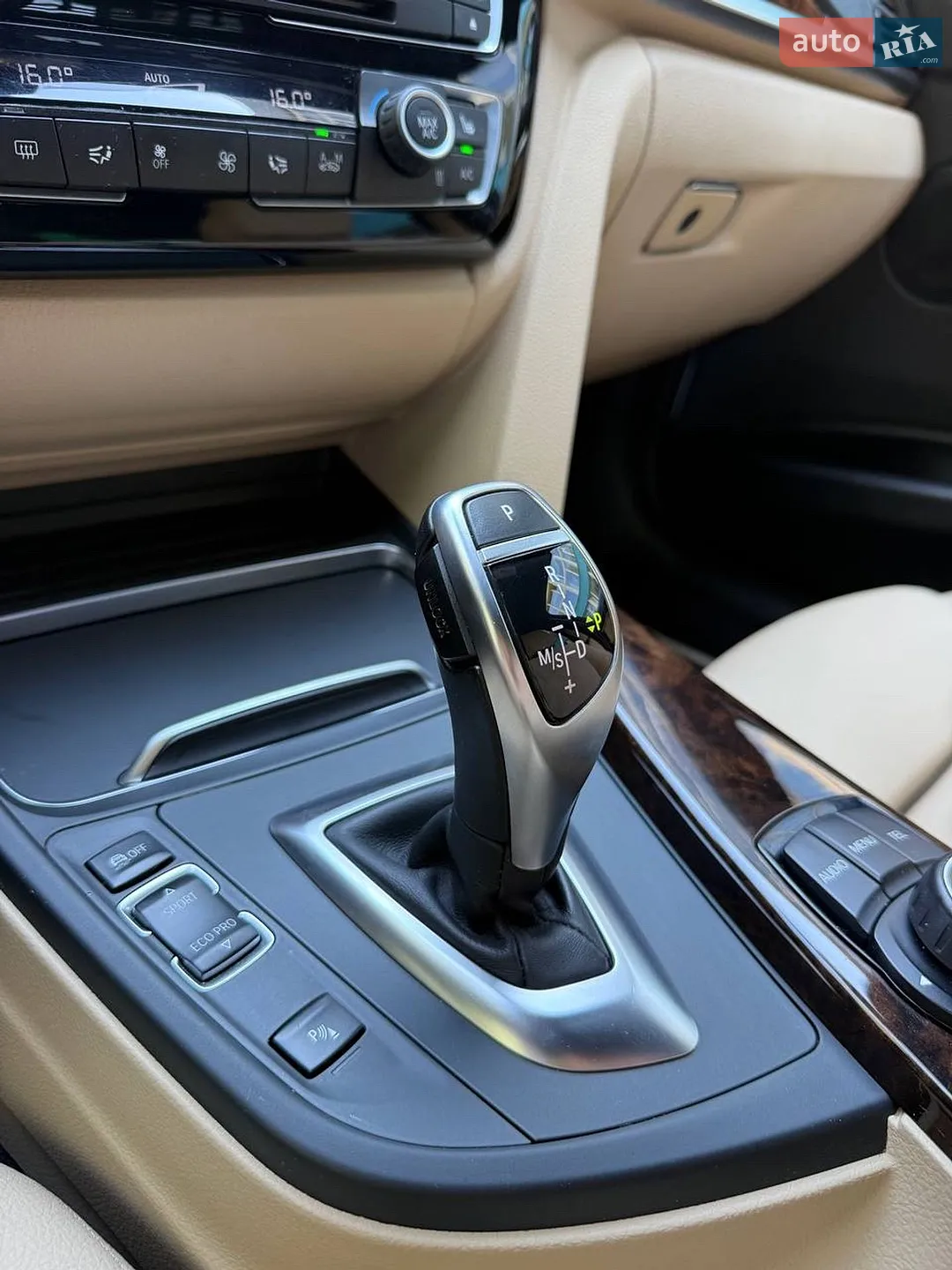 2016 BMW 3er - мініатюра 18
