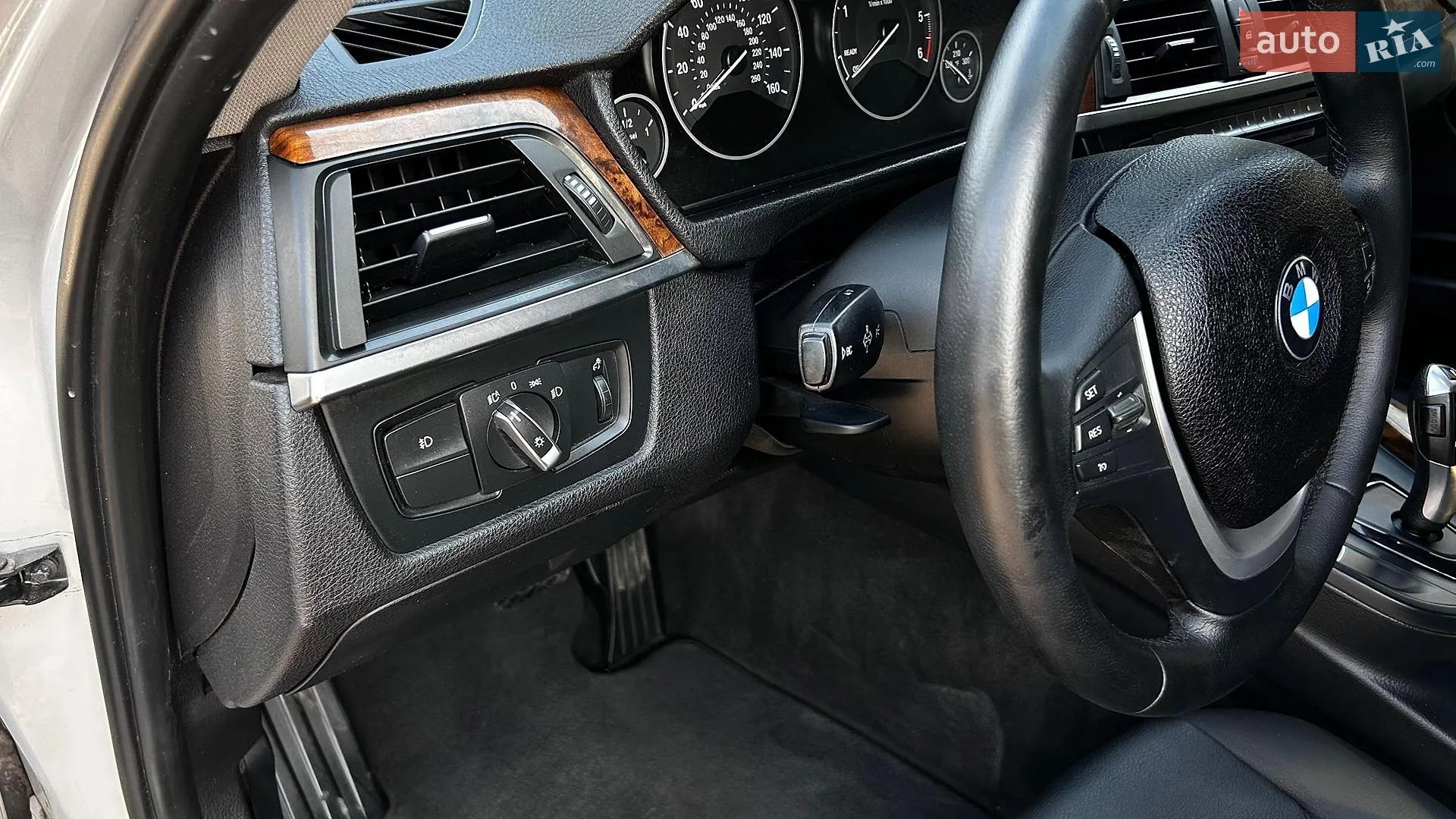 2013 BMW 3er - мініатюра 12