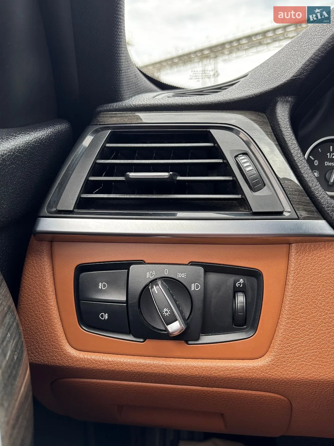 2012 BMW 3er - мініатюра 24