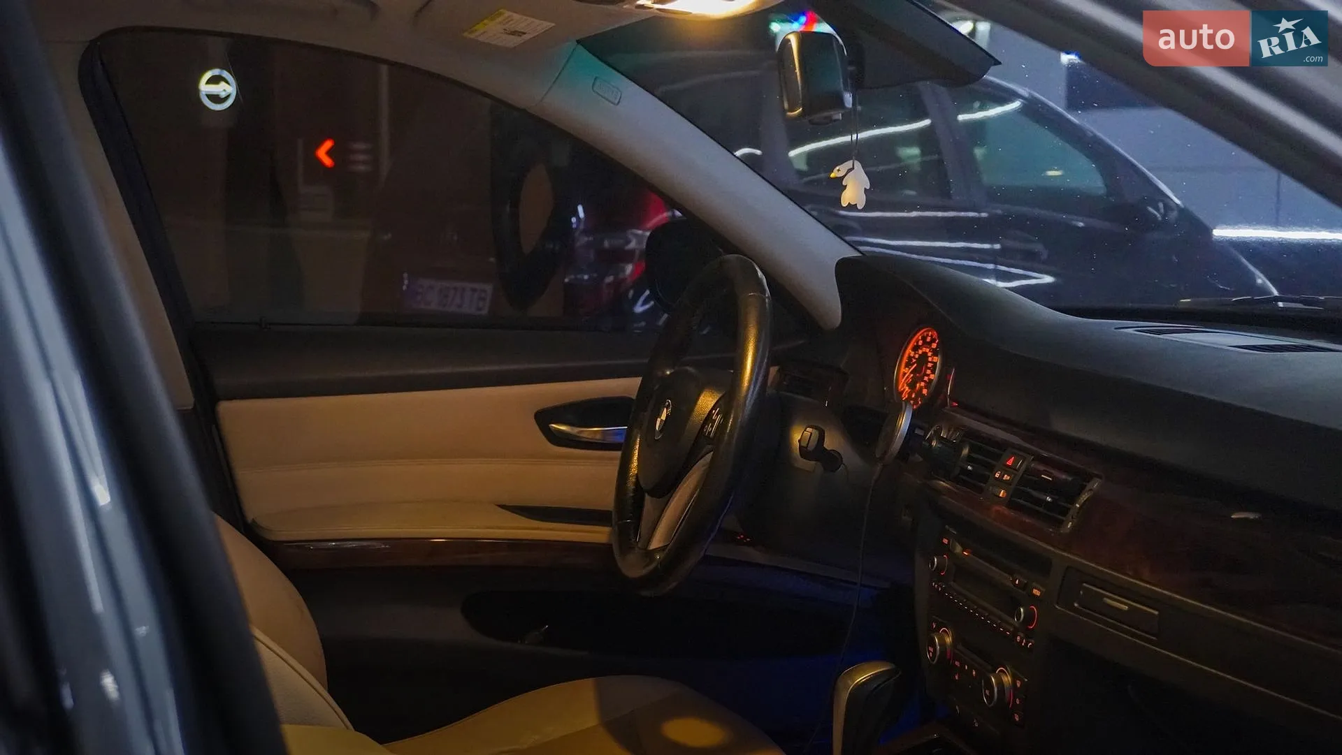 2011 BMW 3er - мініатюра 28