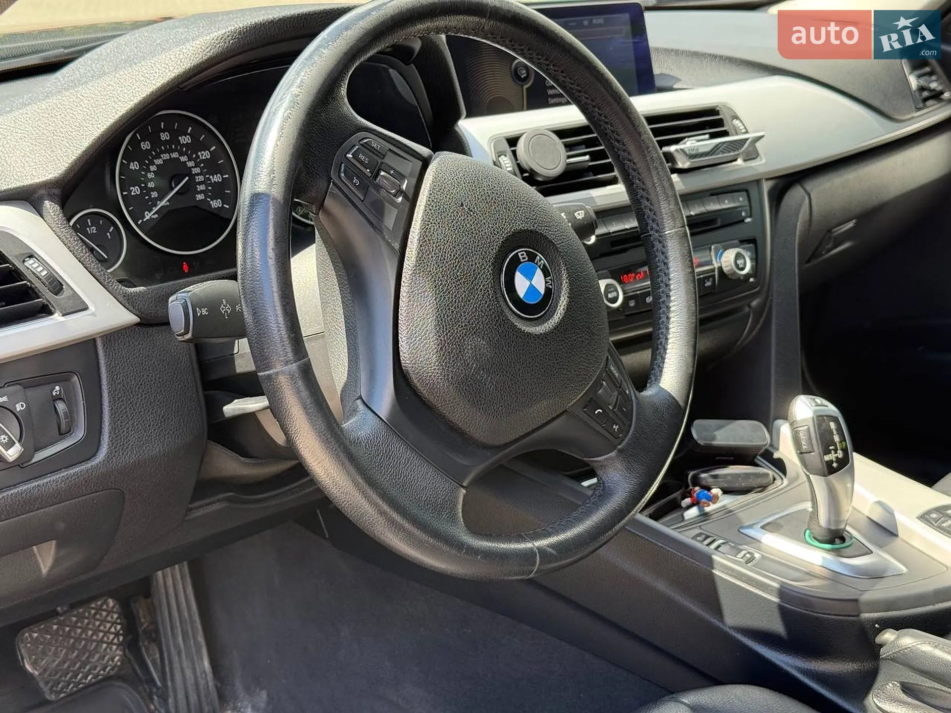 2012 BMW 3er - мініатюра 31