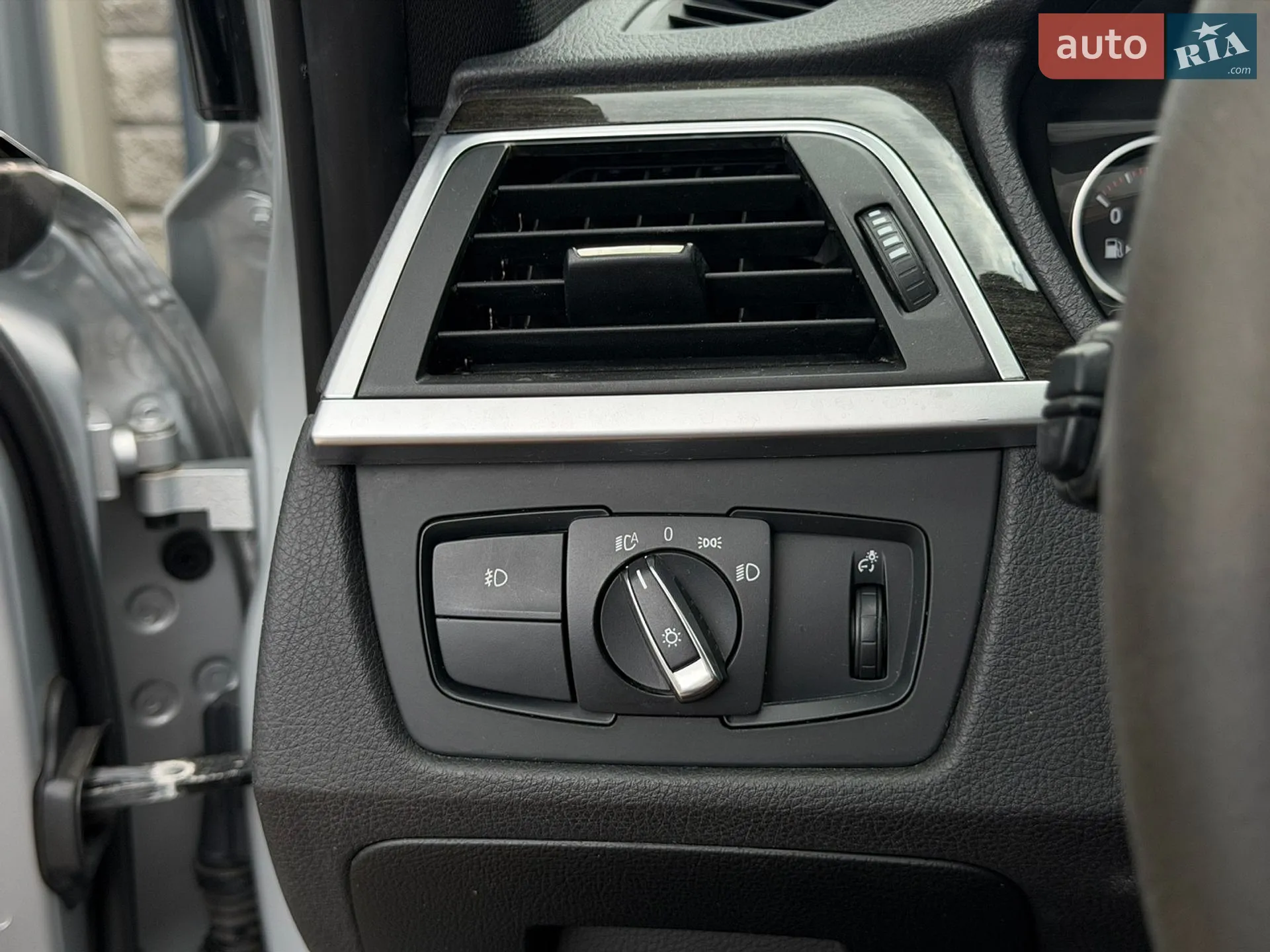 2015 BMW 3er - мініатюра 18