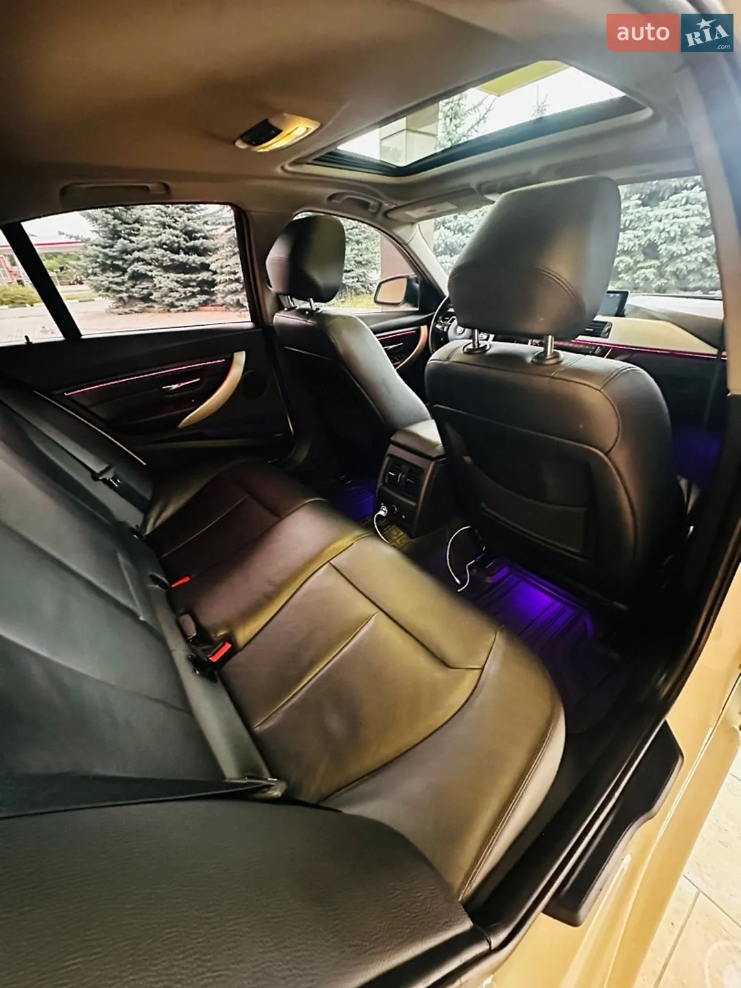 2012 BMW 3er - мініатюра 24