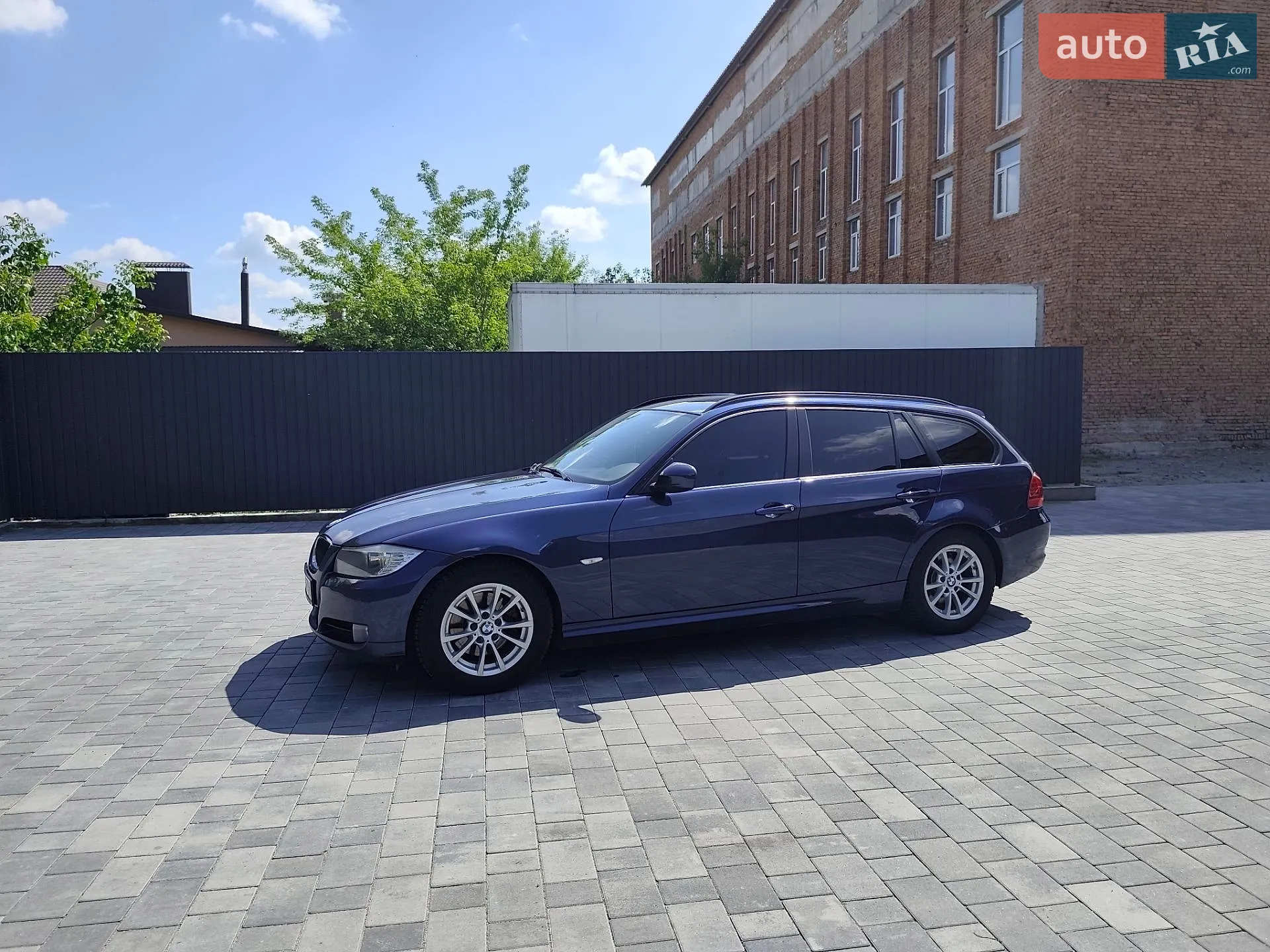 2011 BMW 3er - мініатюра 11