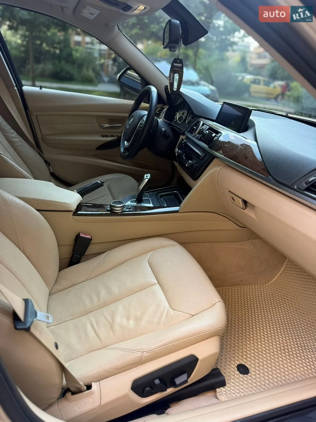 2013 BMW 3er - мініатюра 12