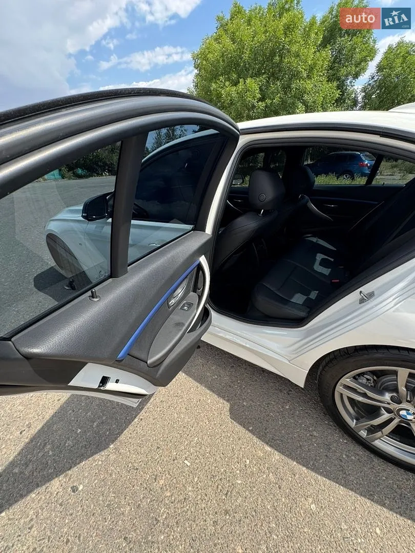 2016 BMW 3er - мініатюра 15