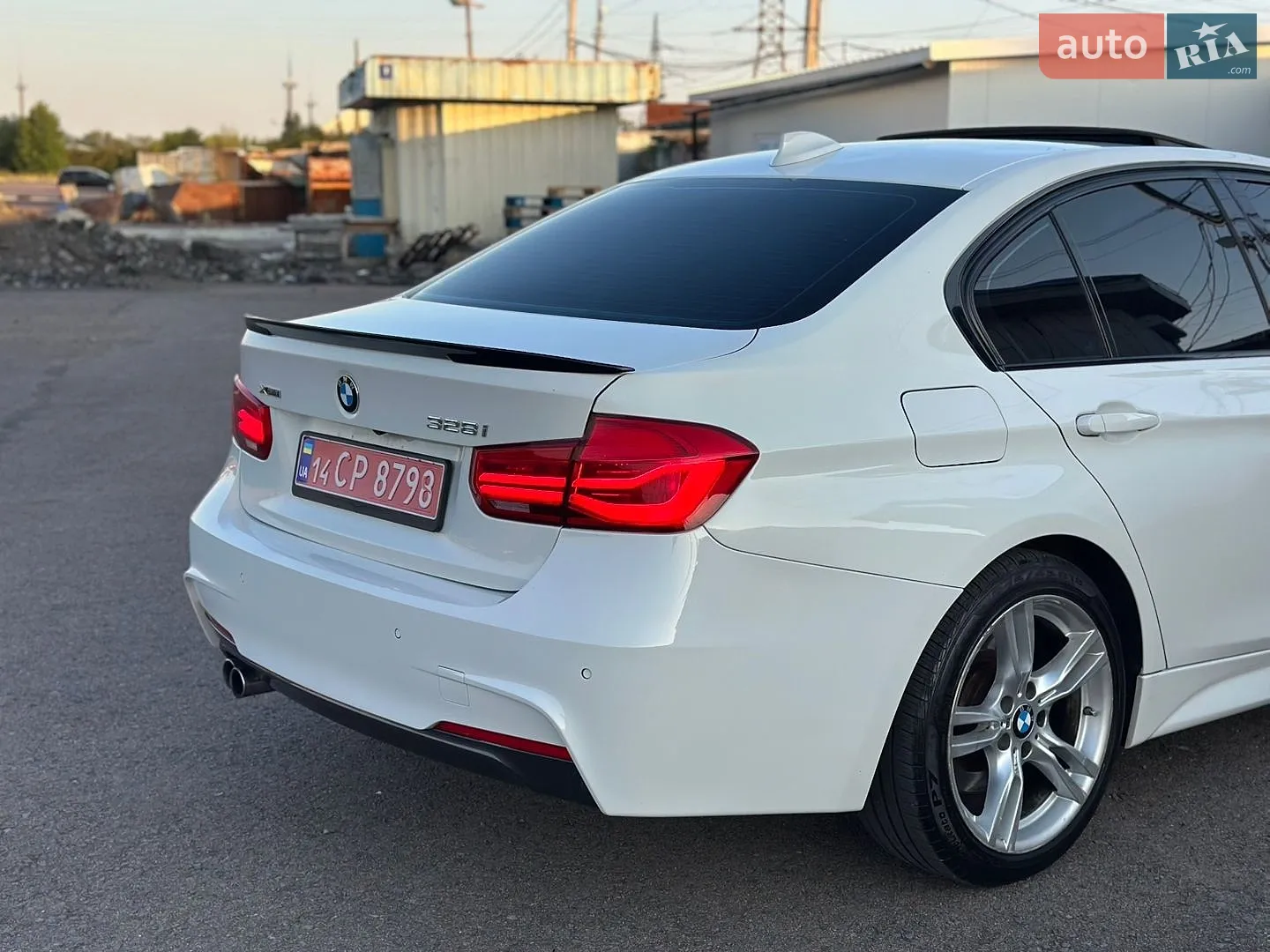 2016 BMW 3er - мініатюра 16