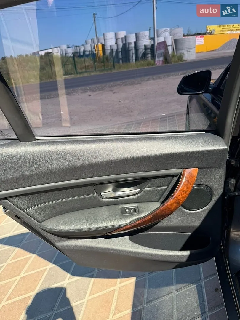 2013 BMW 3er - мініатюра 12