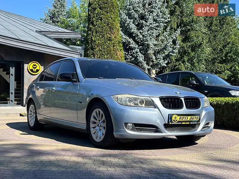 BMW 3 Series 2009