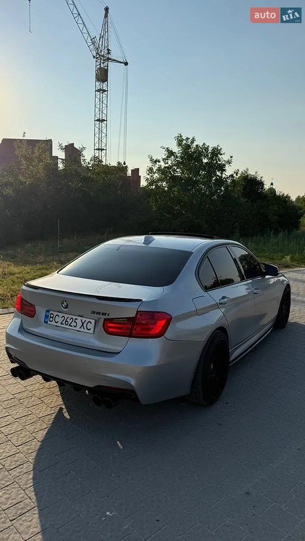 2012 BMW 3er - мініатюра 6
