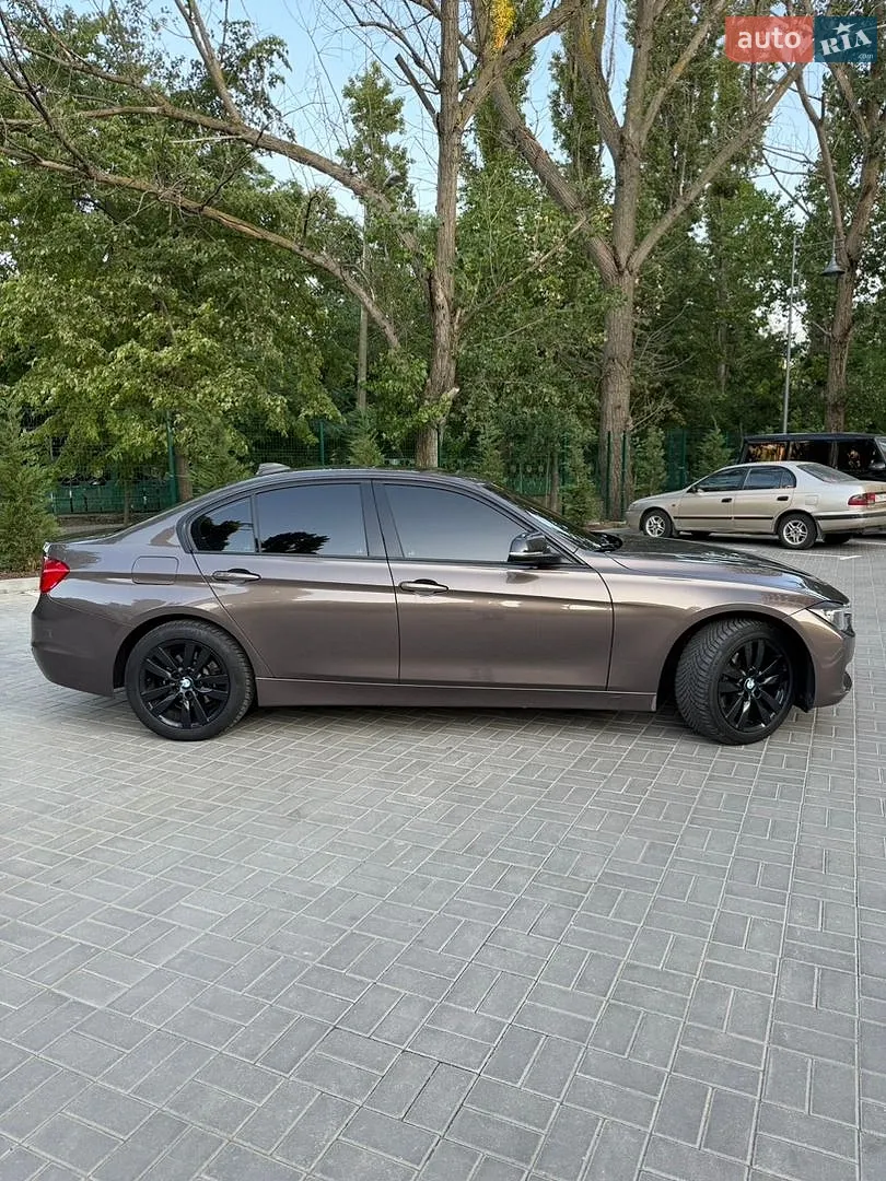 2012 BMW 3er - мініатюра 8