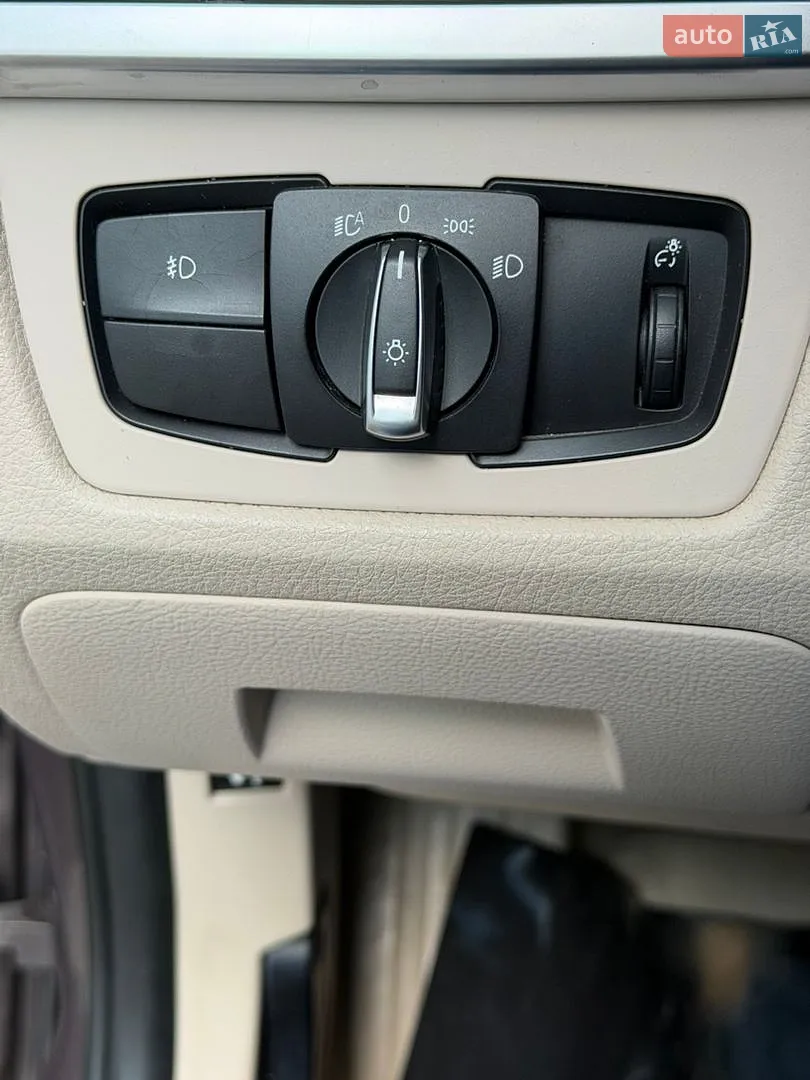 2012 BMW 3er - мініатюра 21