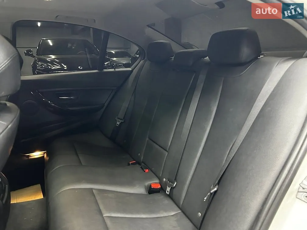 2015 BMW 3er - мініатюра 29