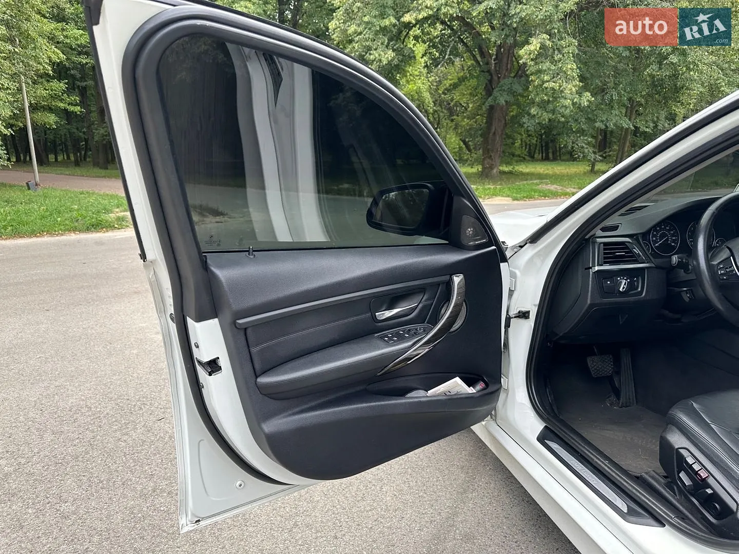 2012 BMW 3er - мініатюра 12