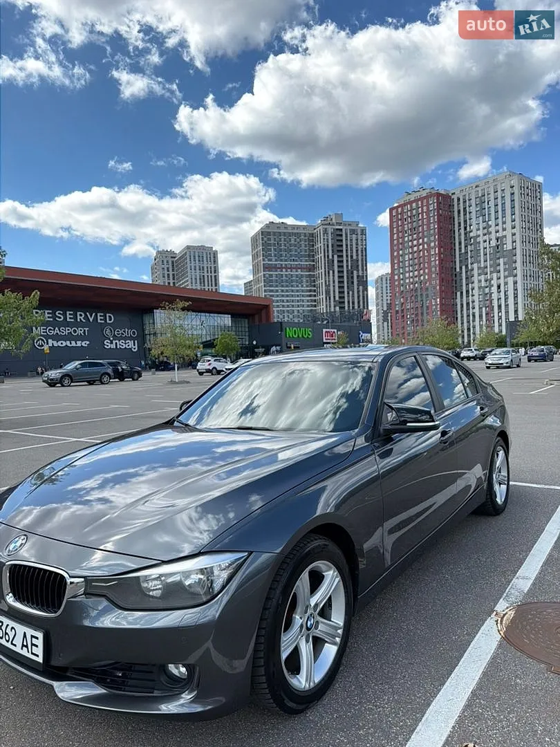 BMW 3 Series 2012 VIN WBA3A5C5XDF600653 фото оголошення 2 з 13