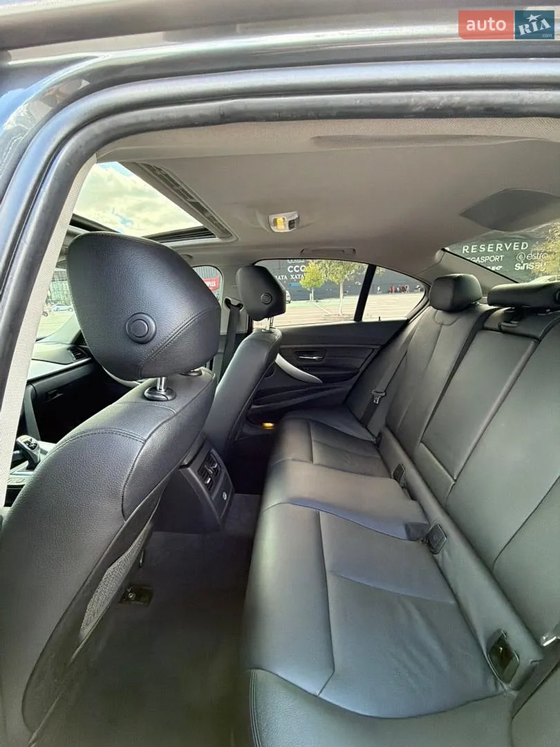 BMW 3 Series 2012 VIN WBA3A5C5XDF600653 фото оголошення 8 з 13