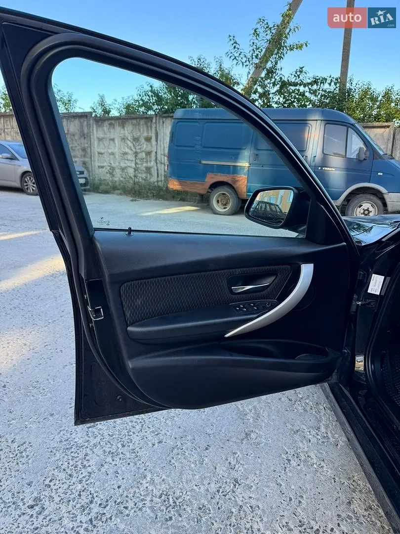 2012 BMW 3er - мініатюра 16