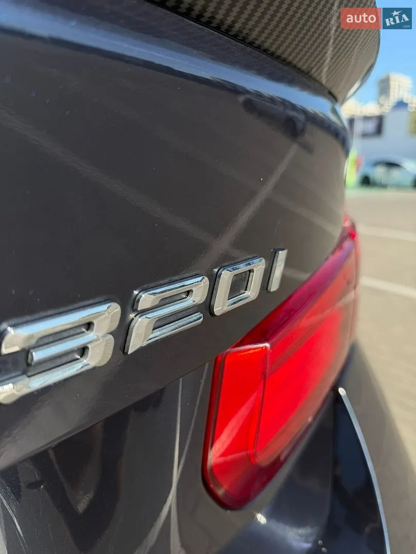 2016 BMW 3er - мініатюра 2