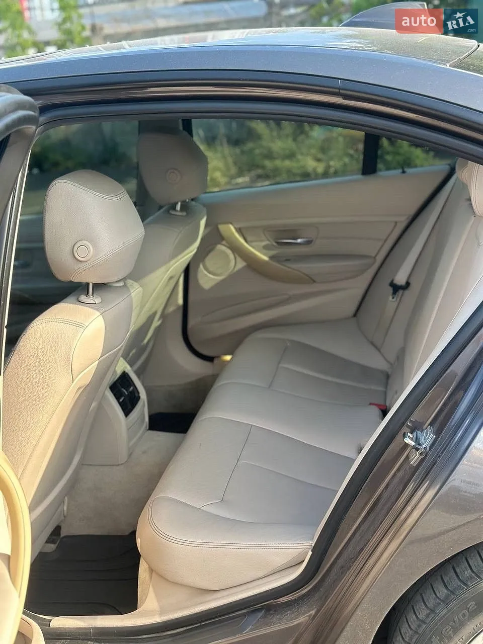 2012 BMW 3er - мініатюра 8