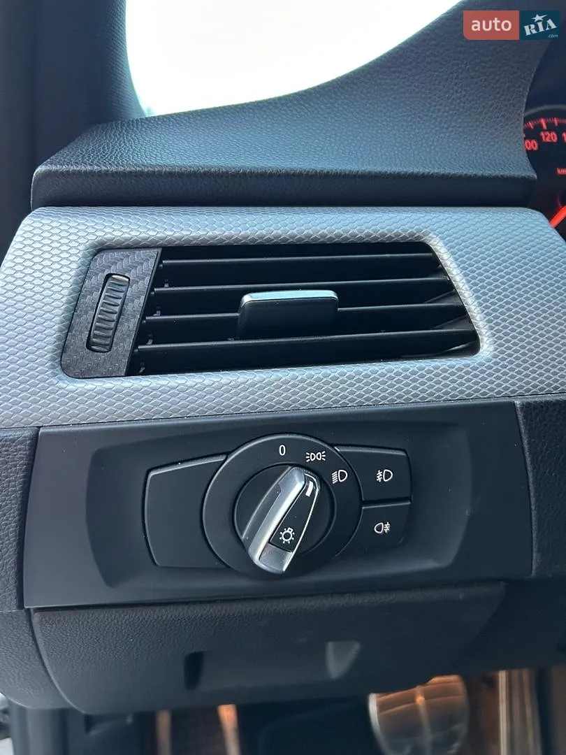 2012 BMW 3er - мініатюра 15