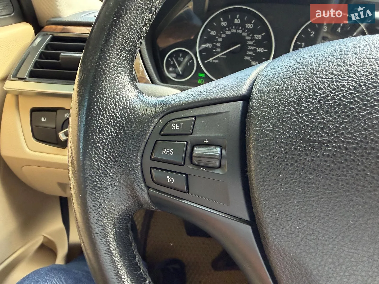 2012 BMW 3er - мініатюра 18