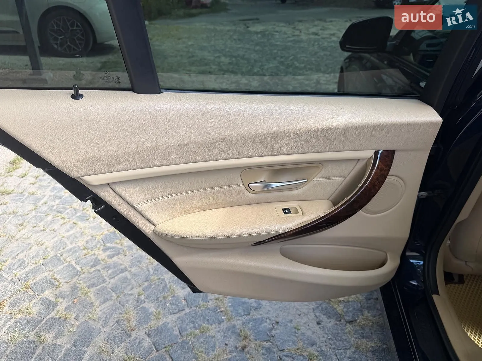 2012 BMW 3er - мініатюра 19