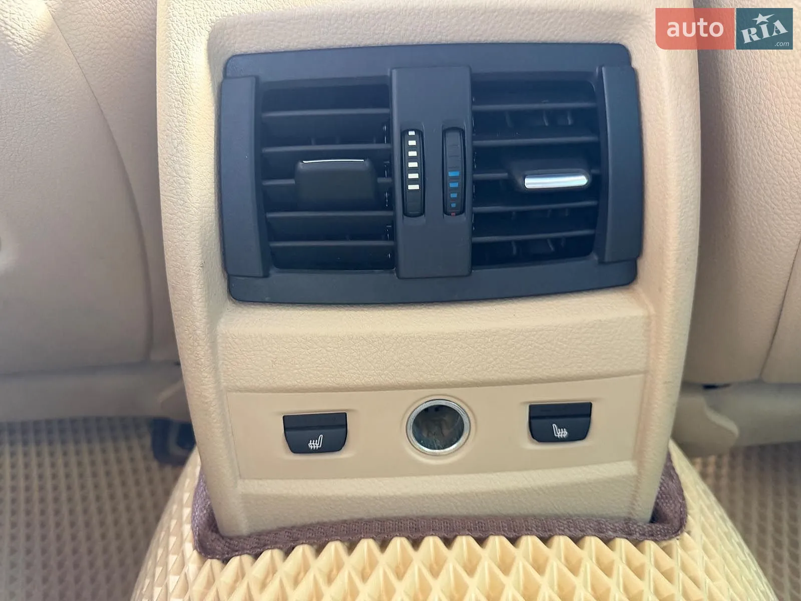 2012 BMW 3er - мініатюра 23