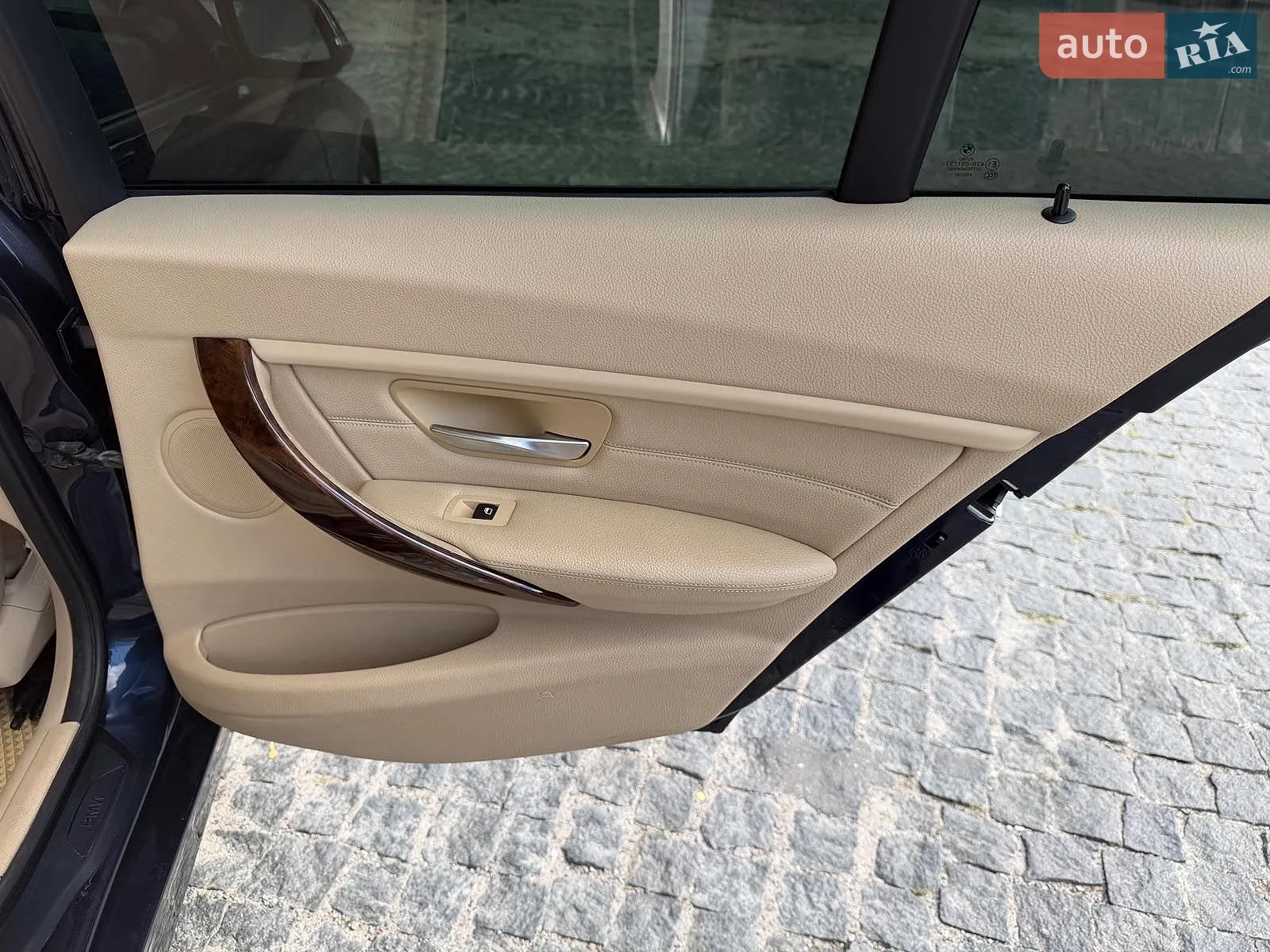 2012 BMW 3er - мініатюра 24