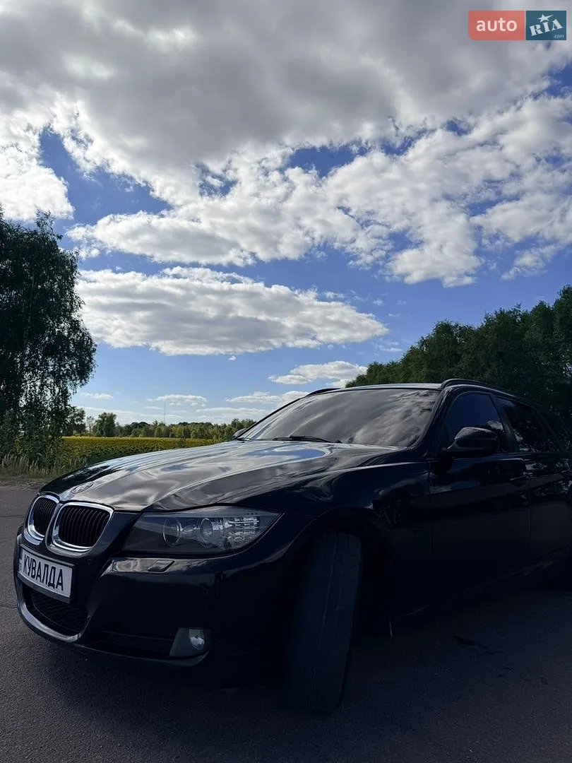 2010 BMW 3er - мініатюра 9