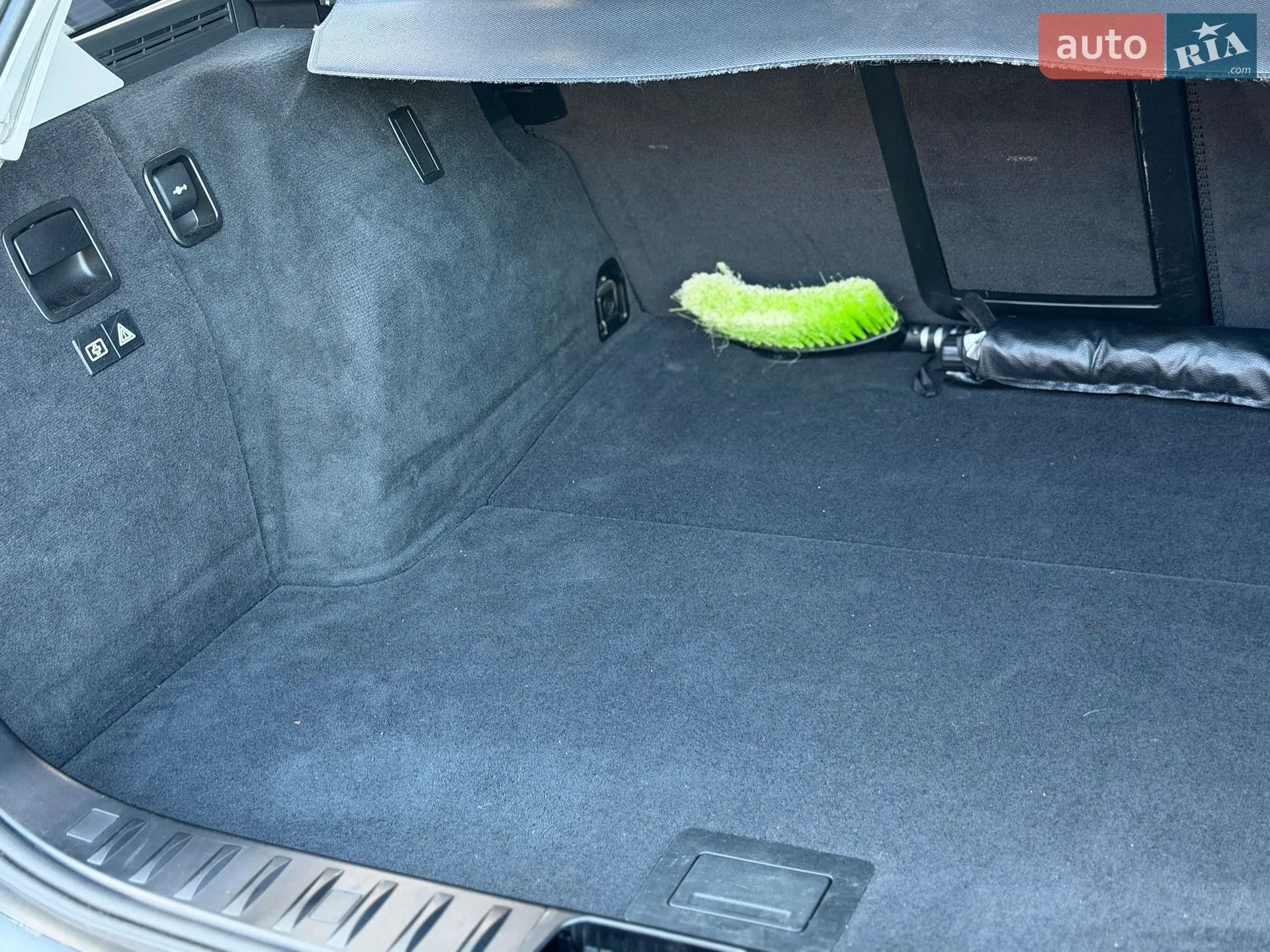 2011 BMW 3er - мініатюра 4