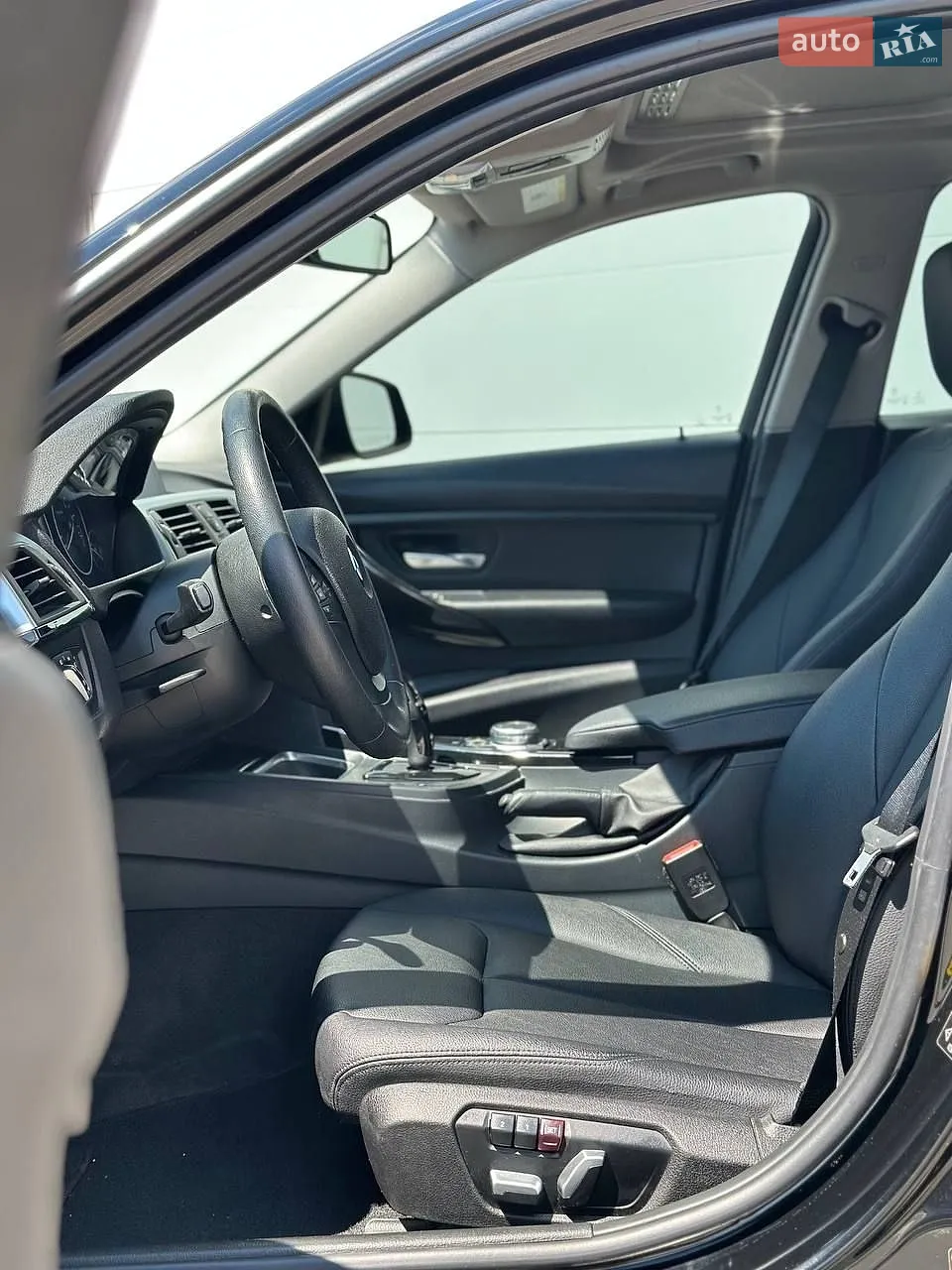 2016 BMW 3er - мініатюра 14